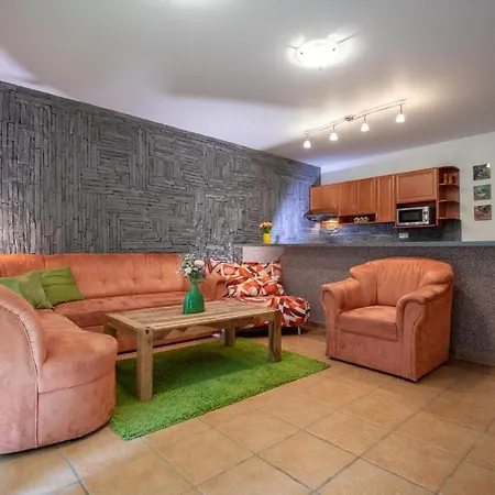 Fatrapark 2 Apartments Hrabovo - Hlavna Recepcia Ruzomberok Exterior photo